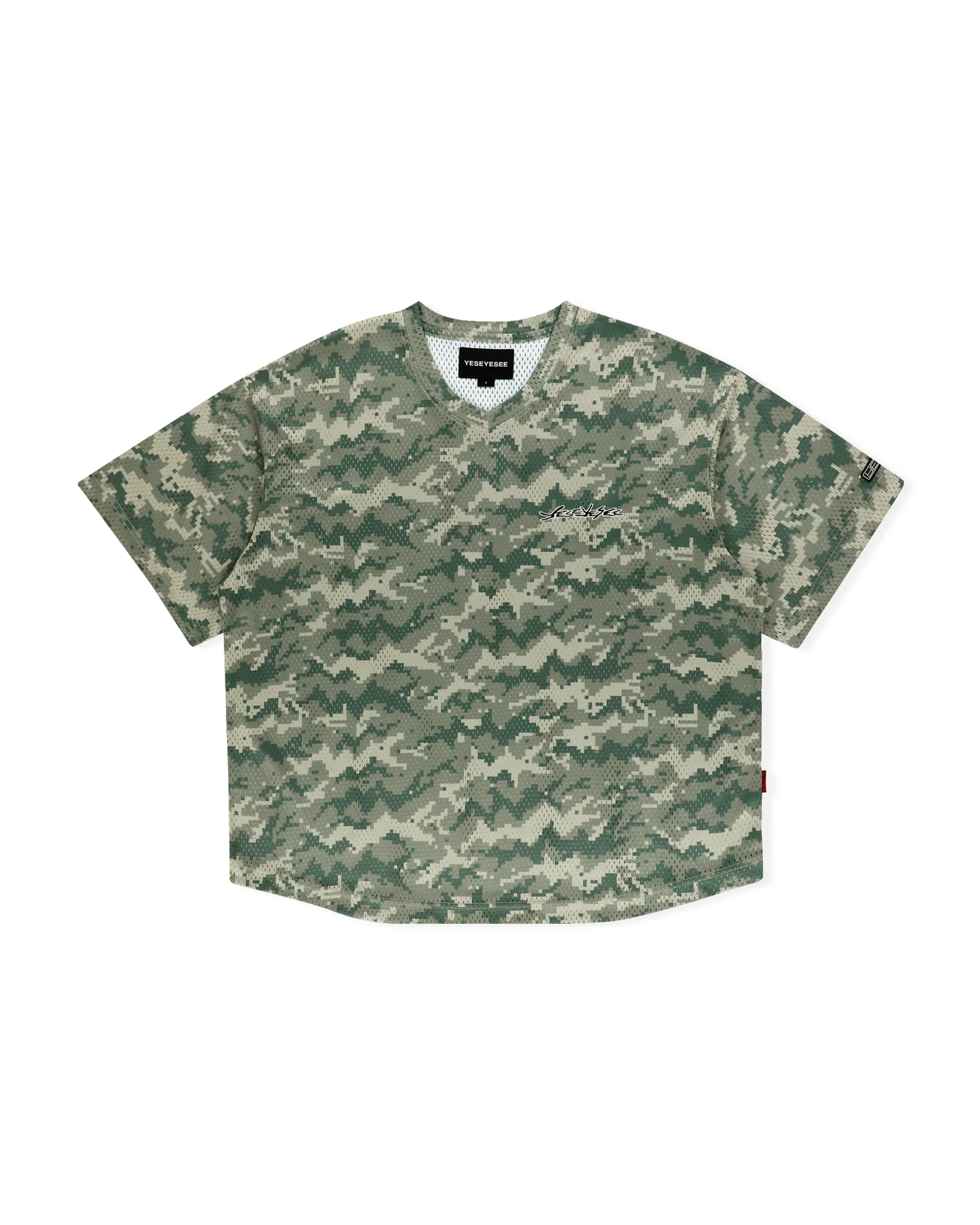 Yeseyesee - Camo Football T-shirt