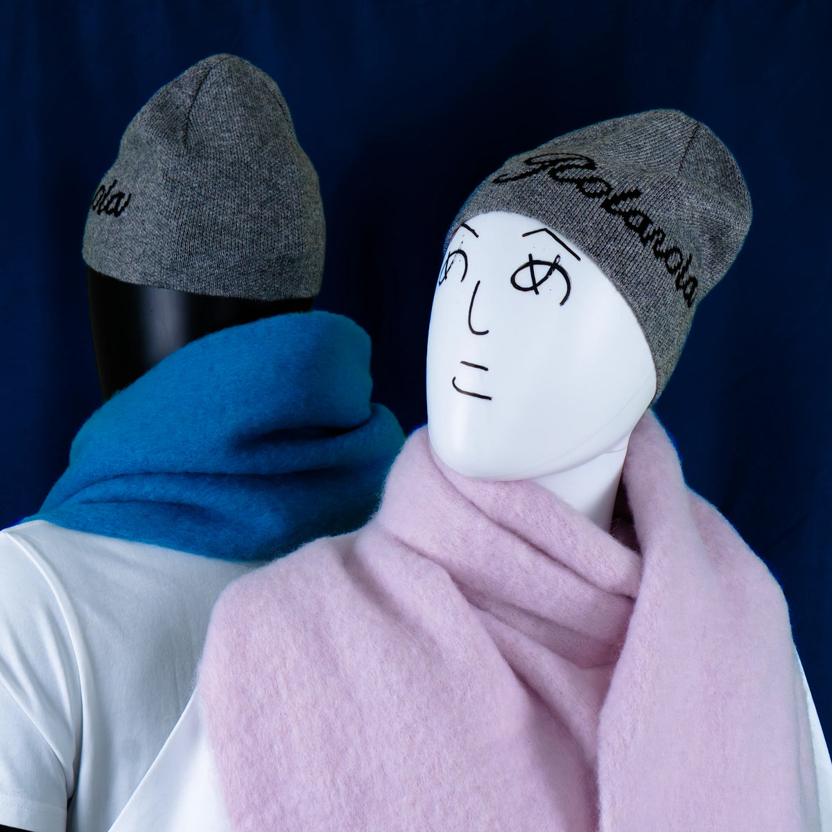 Rolarola - Jacquard Logo Beanie